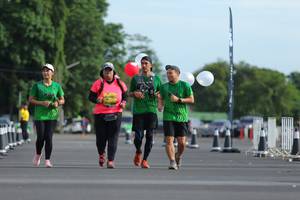 BIB: 
                            <button type="button" onclick="openModal(5247217)" class="btn btn-primary btn-sm float-right btn-popup" data-toggle="modal" data-target=".modal-high-quality">
                        <i class="fas fa-shopping-cart"></i> Add to Cart
                    </button>
                                            <button type="button" onclick="isThisMe(5247217, true)" class="btn btn-success btn-sm float-right btn-popup btn-isme hidden" data-toggle="tooltip" data-placement="bottom" title="นี่คือรูปของคุณใช่ไหม คลิกที่นี่เพื่อเอาเข้าอัลบั้ม">
                        <i class="fas fa-plus"></i> Add to album
                    </button>
                    <button type="button" onclick="isThisMe(5247217, false)" class="btn btn-warning btn-sm float-right btn-popup btn-isnotme hidden">
                        <i class="fas fa-ban"></i> Remove from album
                    </button>